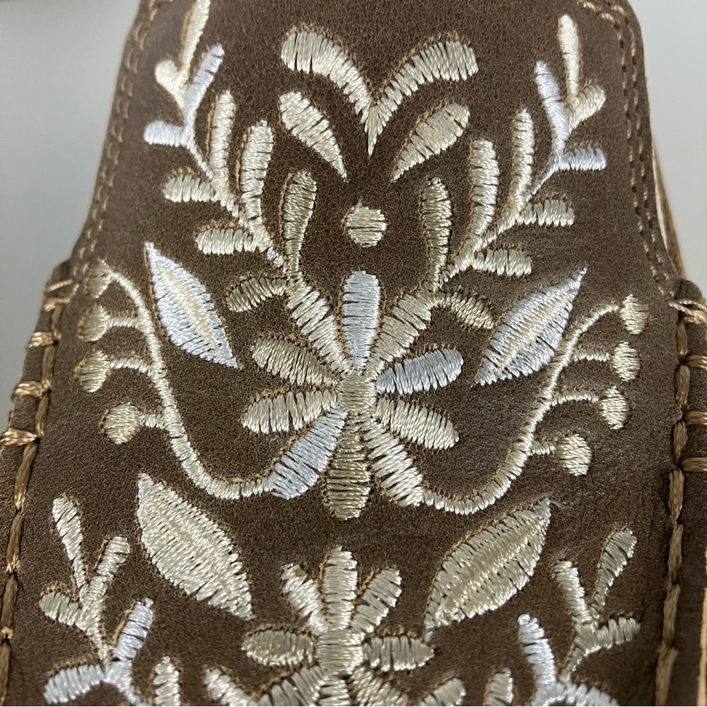 Ariat Floral Cruiser W 7.5 Brown Leather Slip On Shoes Embroidered Boho Western - Picture 15 of 16